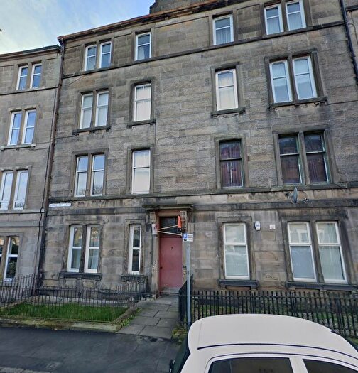 3 Bedroom Flat To Rent In Murieston Crescent, Edinburgh, EH11
