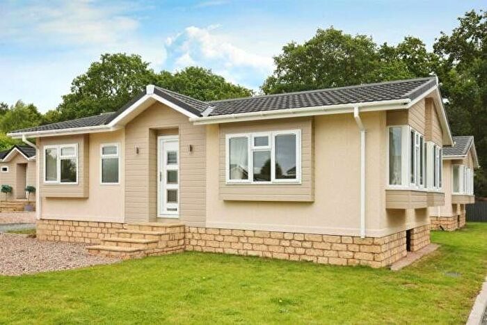 Bungalow For Sale In Oxford Road, Princethorpe, Warwickshire, CV23