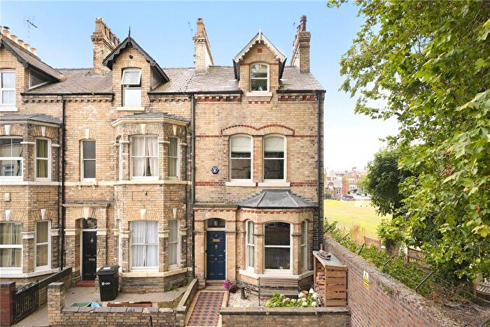 4 Bedroom End Terrace House For Sale In Claremont Terrace, York, North Yorkshire, YO31