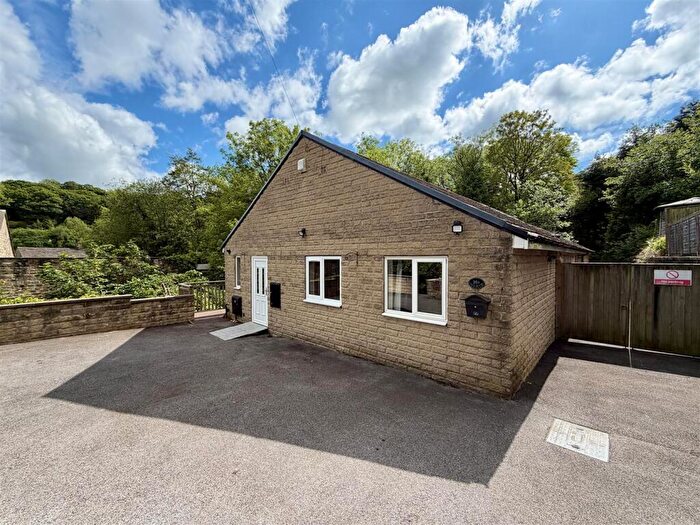 4 Bedroom Detached Bungalow For Sale In Elland Road, Ripponden, HX6