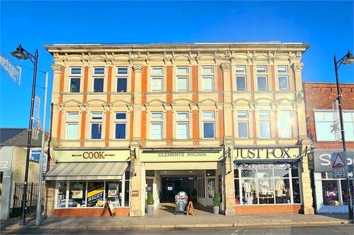 2 Bedroom Apartment To Rent In The Broadway, Leigh On Sea, Leigh On Sea, SS9