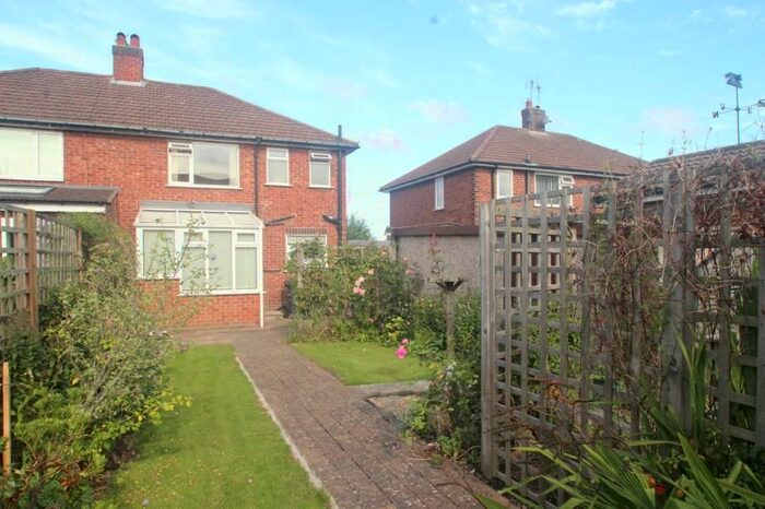 3 Bedroom Semi-Detached House To Rent In Hill Top Crescent, Harrogate, HG1