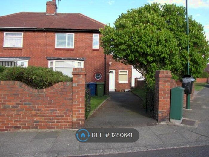 3 Bedroom Semi-Detached House To Rent In Harton House Rd, South Shields NE34