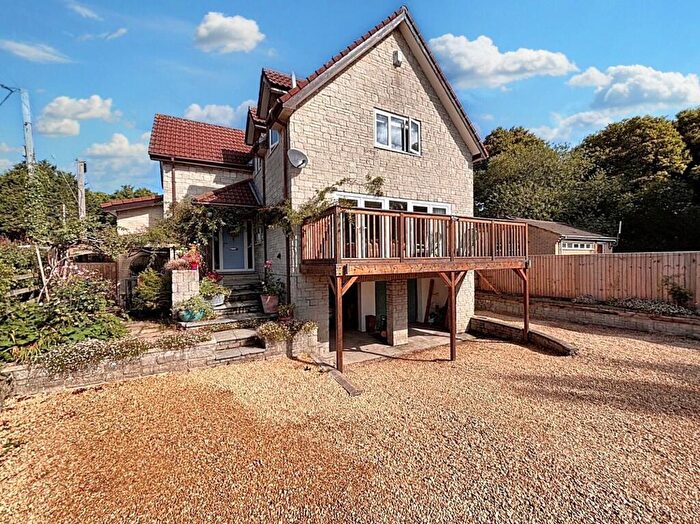 4 Bedroom Detached House For Sale In Sandy Lane, Aust, BS35