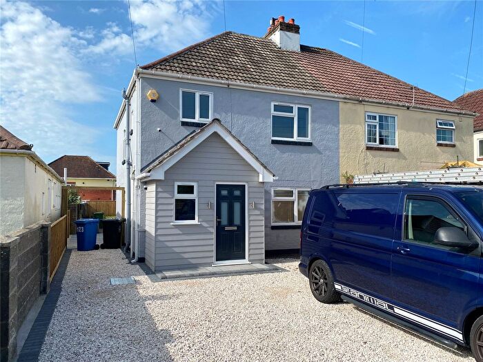 3 Bedroom Semi-detached House For Sale In Mossley Avenue, Wallisdown, Poole, Dorset, BH12