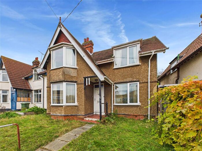 3 Bedroom Detached House For Sale In Garrison Lane, Felixstowe, Suffolk, IP11