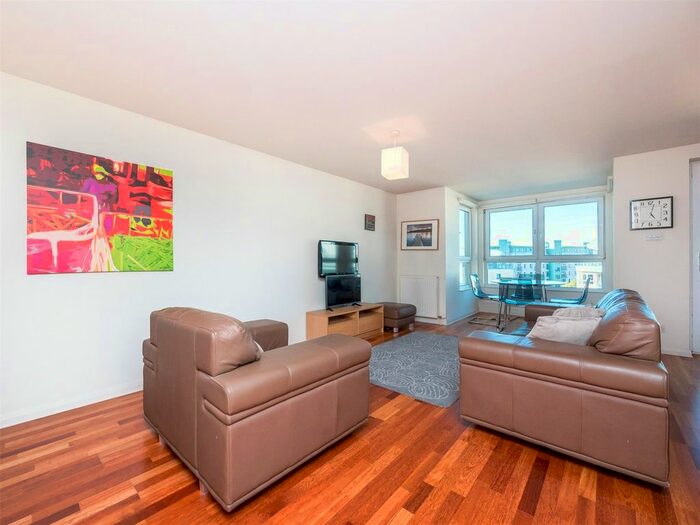 2 Bedroom Flat To Rent In Portland Gardens, Edinburgh, EH6