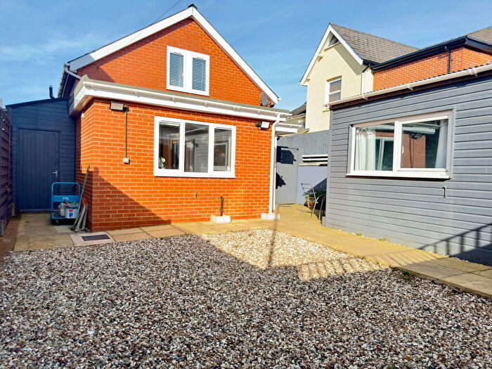 2 Bedroom Detached House For Sale In Chiltern Road, Prestbury, Cheltenham, GL52