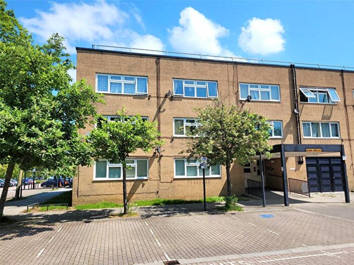 1 Bedroom Flat For Sale In North Ninth Street, Milton Keynes, Buckinghamshire, MK9