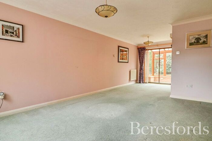 3 Bedroom End Of Terrace House For Sale In Greene View, Braintree, CM7