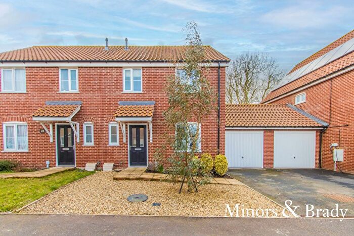 3 Bedroom Semi Detached House To Rent In Adcock Road, Watton, IP25