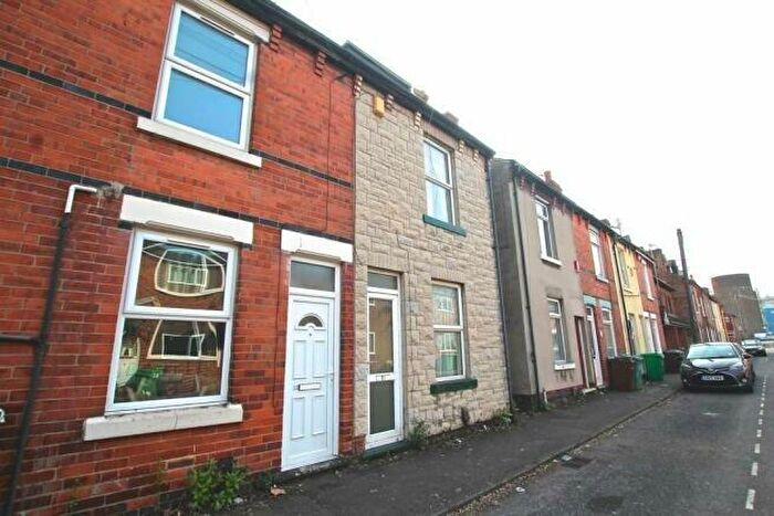 2 Bedroom Terraced House To Rent In Cloister Street, Nottingham, Nottinghamshire, NG7