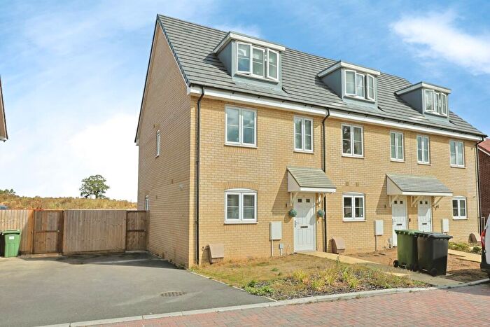 3 Bedroom Semi-Detached House For Sale In George Close, Postwick, Norwich, Norfolk, NR13