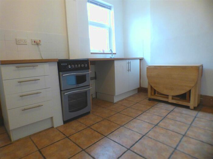 2 Bedroom Property To Rent In Sidney Road, Gillingham, ME7
