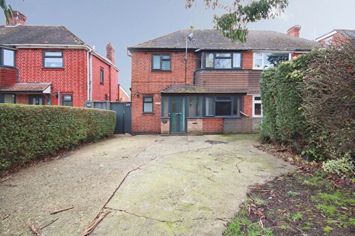 3 Bedroom Semi Detached House For Sale In Brunswick Street, Leamington Spa, CV31