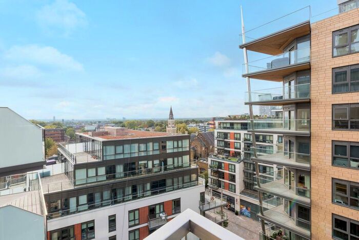 2 Bedroom Flat To Rent In Dickens Yard, Ealing, London, W5