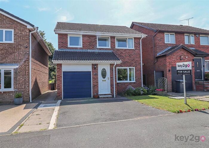 4 Bedroom Detached House For Sale In Ravencar Road, Eckington, Sheffield, S21