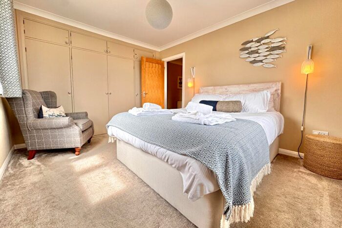 5 Bedroom House For Sale In Kingston Lane, Worth Matravers, BH19 - Photo 11