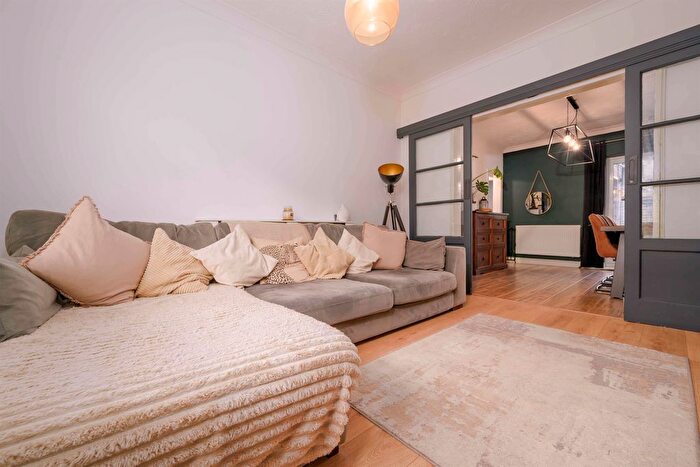 2 Bedroom Terraced House For Sale In Edgell Street, Kettering, NN16