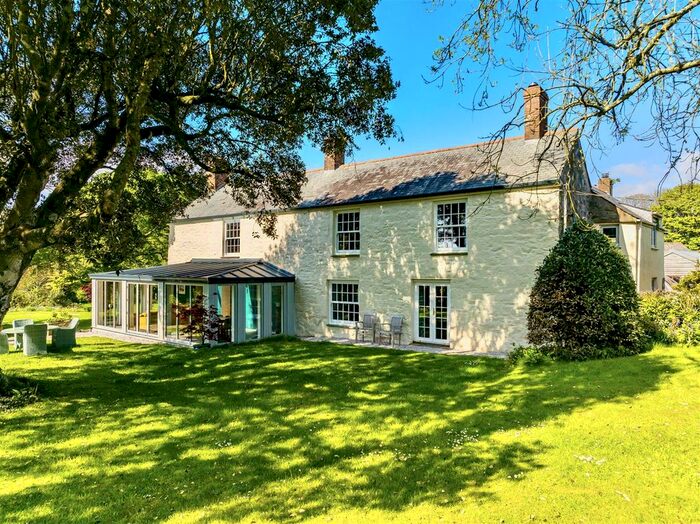 5 Bedroom Detached House For Sale In St. Martin, Helston, TR12