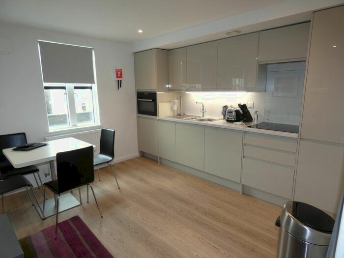 1 Bedroom Flat To Rent In Boathouse Court, Trafalgar Road, Cambridge, CB4