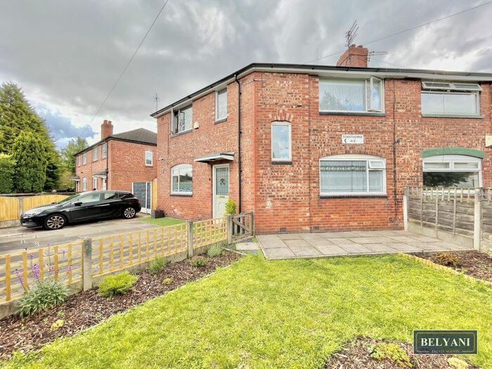 3 Bedroom Semi-Detached House To Rent In Stanthorne Avenue, Manchester, M20