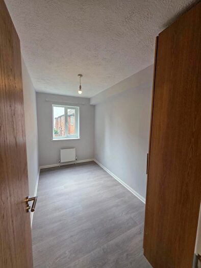2 Bedroom Flat To Rent In Christchurch Avenue, London, NW6