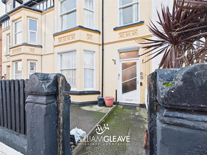 2 Bedroom Apartment To Rent In Victoria Avenue, Llandudno, Conwy, LL30