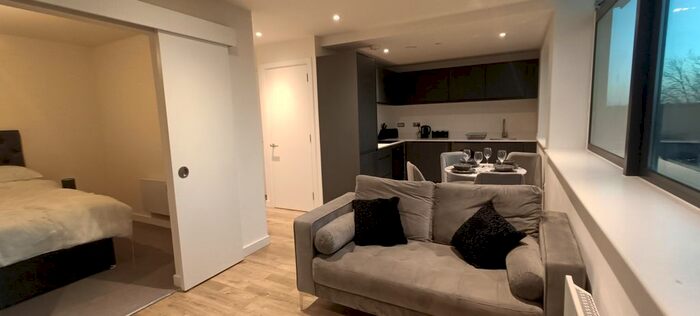 1 Bedroom Flat To Rent In Seymour Grove, Old Trafford, Manchester, M16