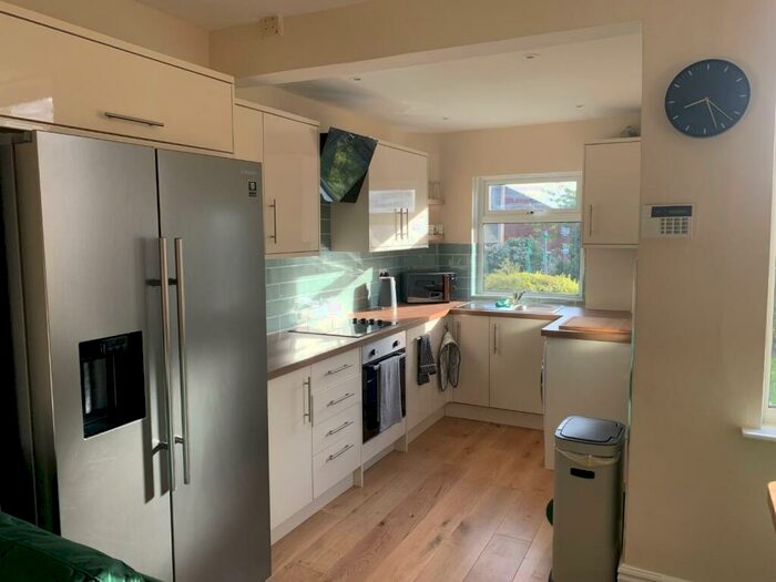 4 Bedroom Terraced House To Rent In Clemenston Road, Crookes, Sheffield, S10