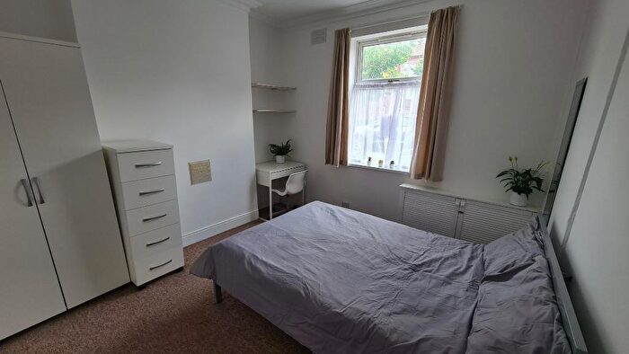 5 Bedroom Terraced House To Rent In Seaford Street, Shelton, Stoke-On-Trent, ST4