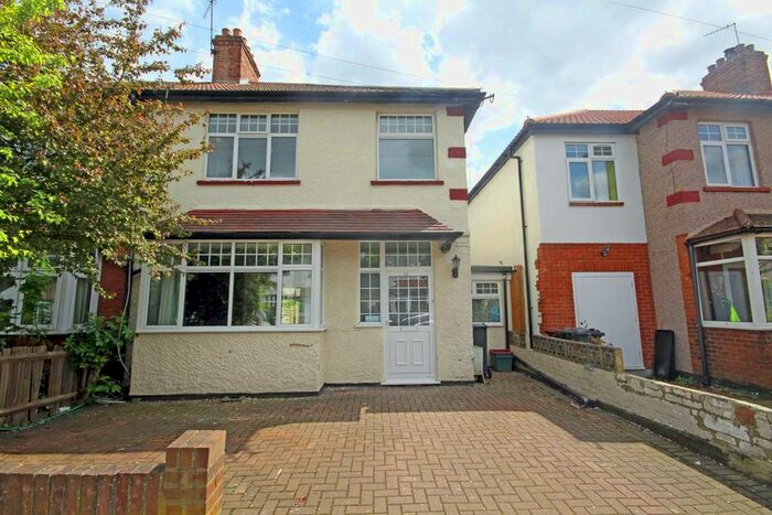 3 Bedroom Property To Rent In Osterley Crescent, Osterley, Isleworth, TW7