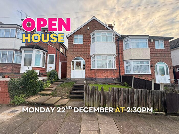 3 Bedroom Semi Detached House For Sale In Bodnant Avenue, Leicester, LE5