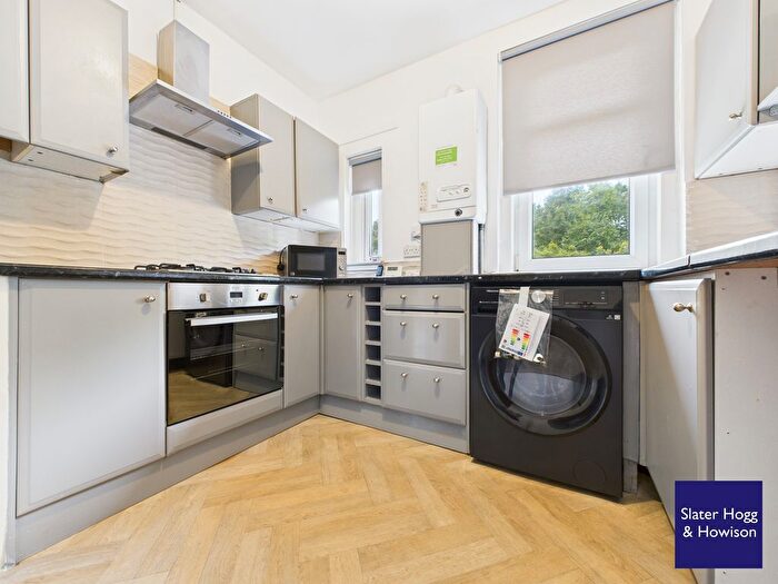 3 Bedroom Flat To Rent In West Mains Road, East Kilbride, G74