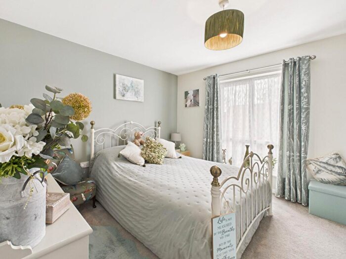 1 Bedroom Apartment For Sale In Arlingham Avenue, Bromsgrove, B61
