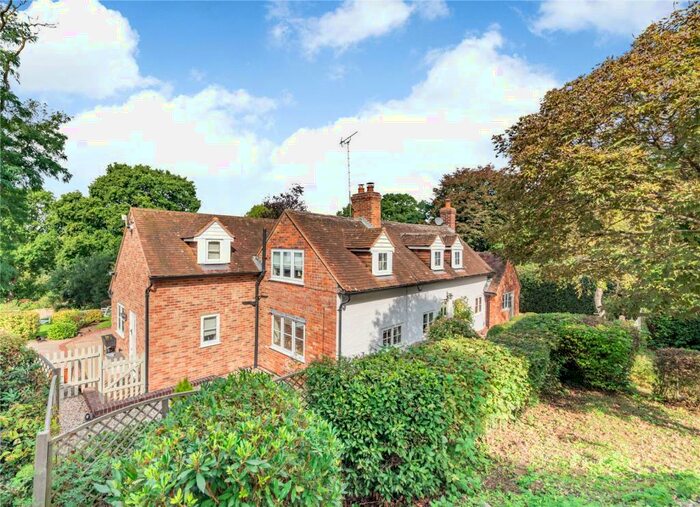 4 Bedroom Equestrian Facility For Sale In Newtown Common, Newbury, Berkshire, RG20