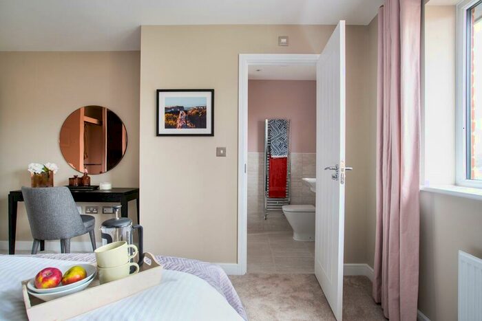 4 Bedroom Detached House For Sale In Clipstone Park, Leighton Buzzard, LU7