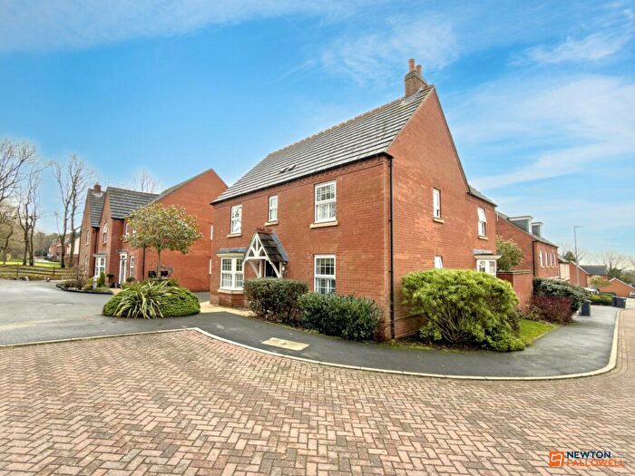 4 Bedroom Detached House For Sale In Cowslip Lane, Coalville, LE67