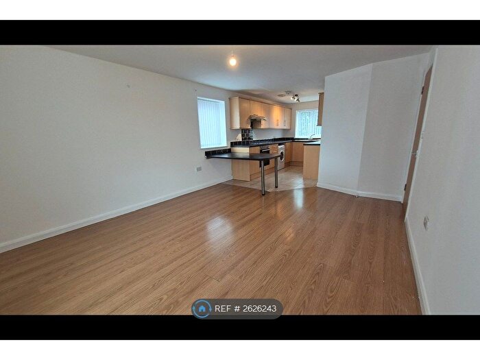 2 Bedroom Flat To Rent In Rossmore Road West, Ellesmere Port, CH66