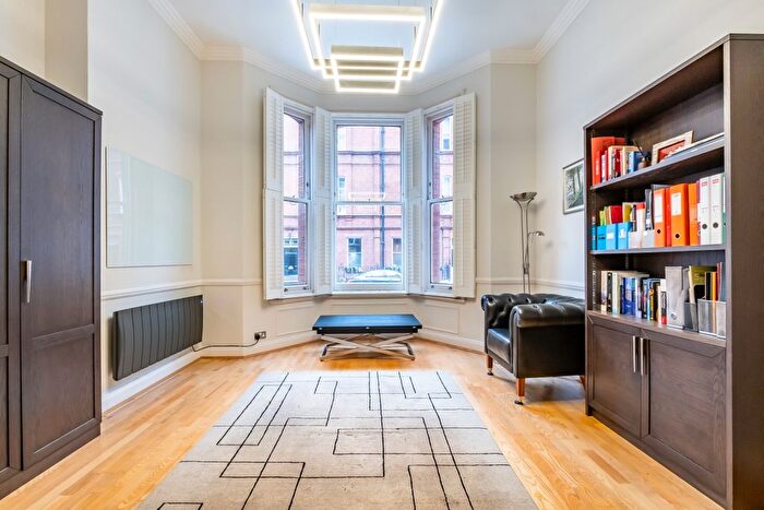 1 Bedroom Flat To Rent In Egerton Gardens, London, SW3