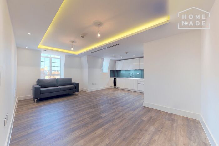 2 Bedroom Flat To Rent In Chandos Way, Golders Green, NW11