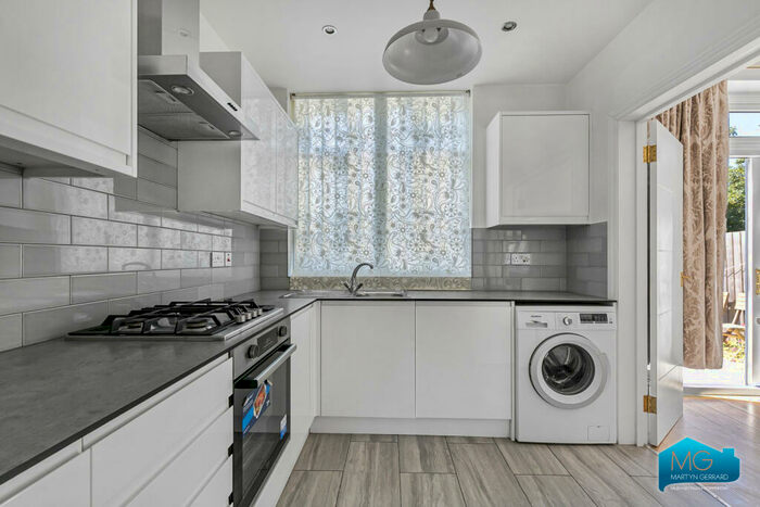 4 Bedroom Terraced House To Rent In Hervey Close, Finchley, London, N3