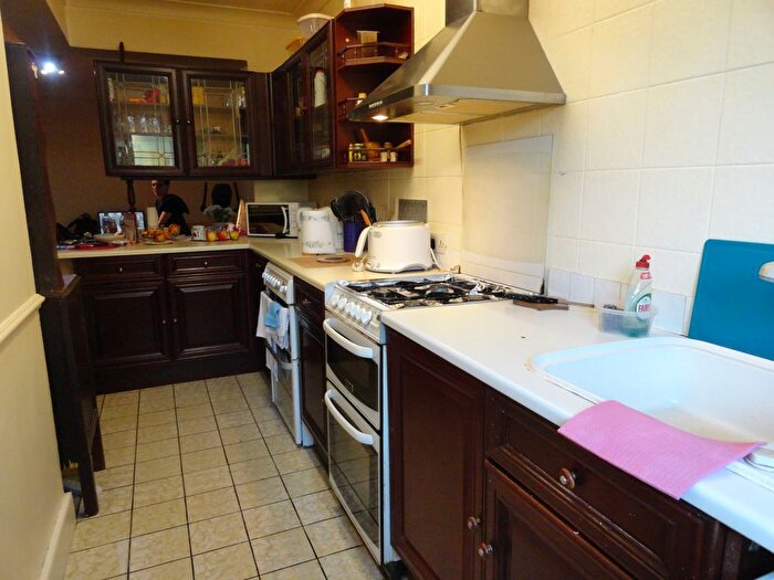 3 Bedroom Terraced House To Rent In Ilford, IG1