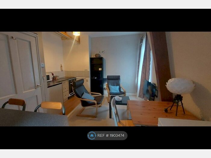 1 Bedroom Flat To Rent In Astley, Manchester, M29