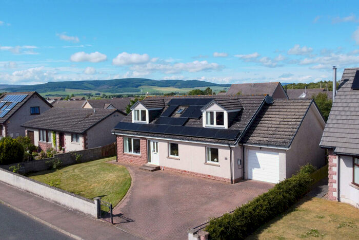 5 Bedroom Detached House For Sale In Reed Crescent, Laurencekirk, AB30