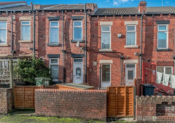 3 Bedroom Terraced House For Sale In Bangor Place, Wortley, Leeds, LS12