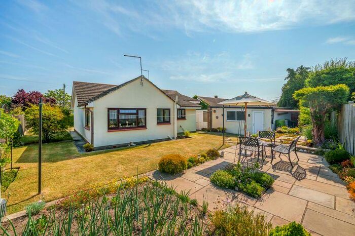 3 Bedroom Bungalow For Sale In Sandhills Crescent, Wool, BH20
