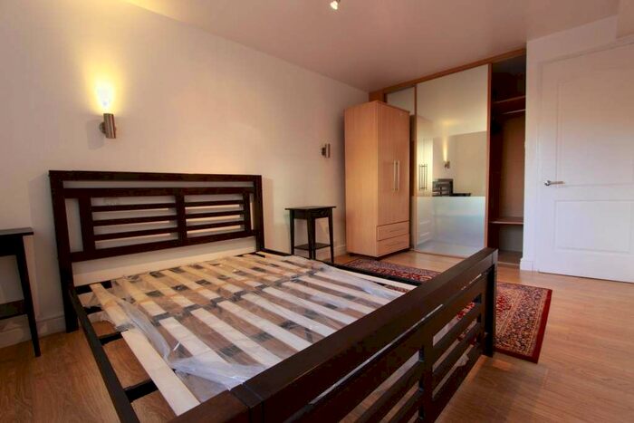 2 Bedroom Flat To Rent In Gresse Street, London, W1T