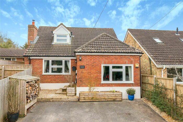 3 Bedroom Detached House For Sale In Sandy Lane, Redlynch, Salisbury, Wiltshire, SP5