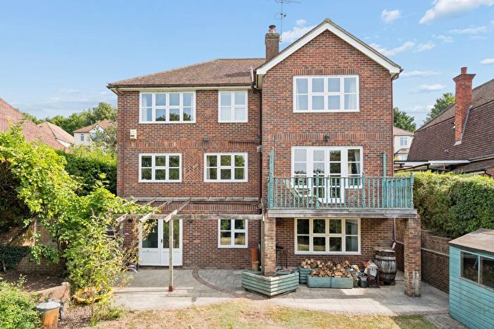 5 Bedroom Detached House For Sale In Whinneys Road, Loudwater, High Wycombe, Buckinghamshire, HP10